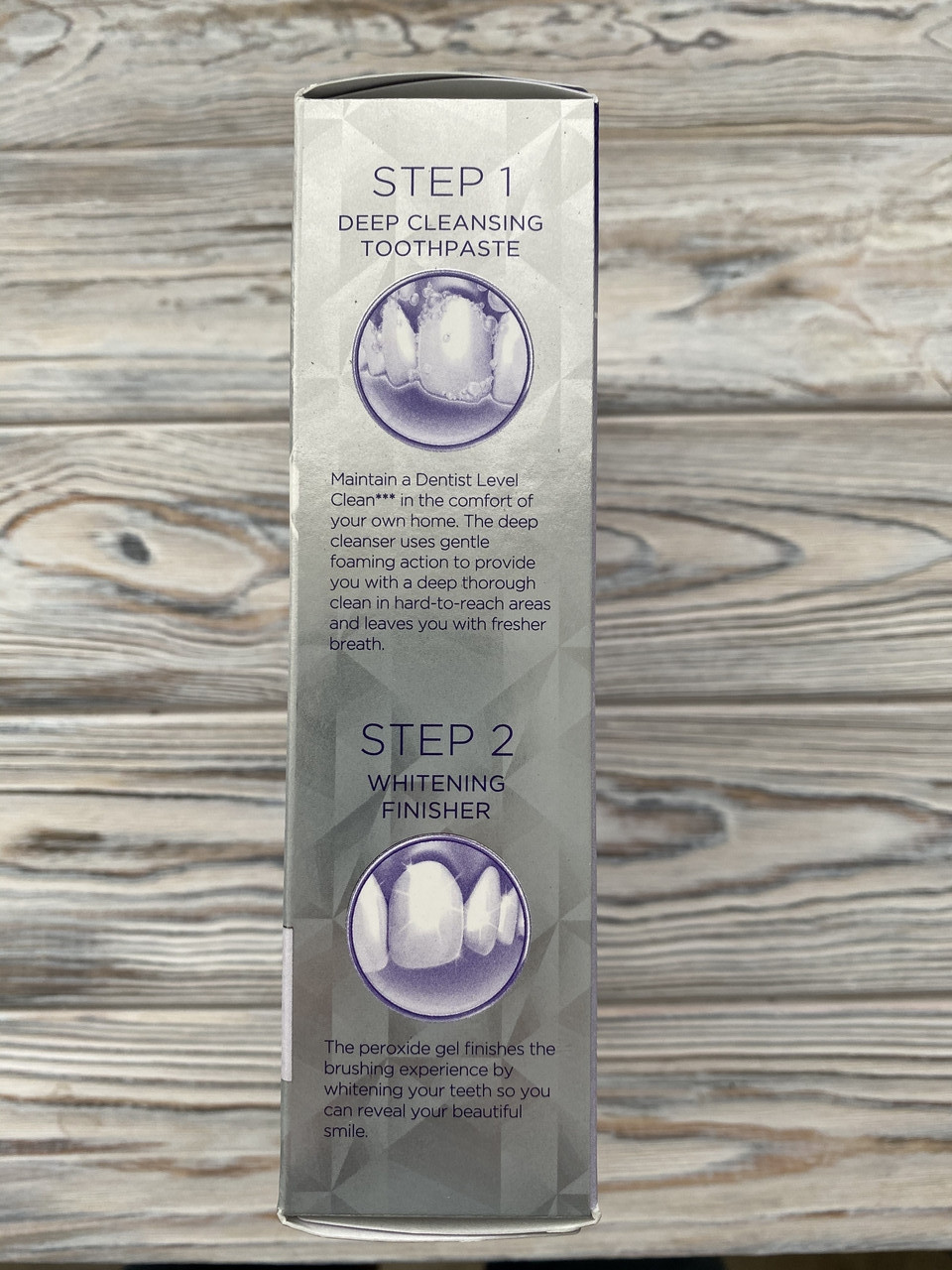 2569457344_crest-3d-white